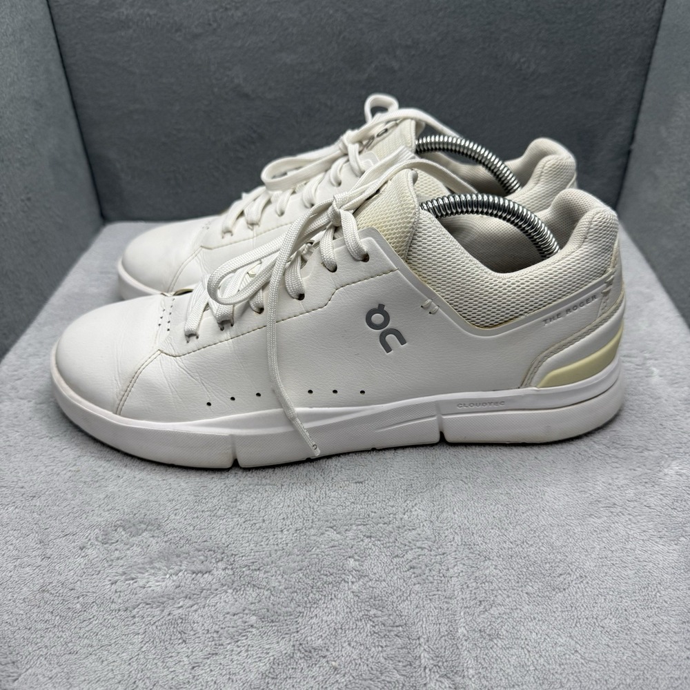 On The Roger Advantage Mens 9.5 White Leather CloudTec Tennis Sneakers EU 43